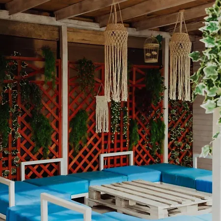 Guest house Breeze Mamaia Nord 3*