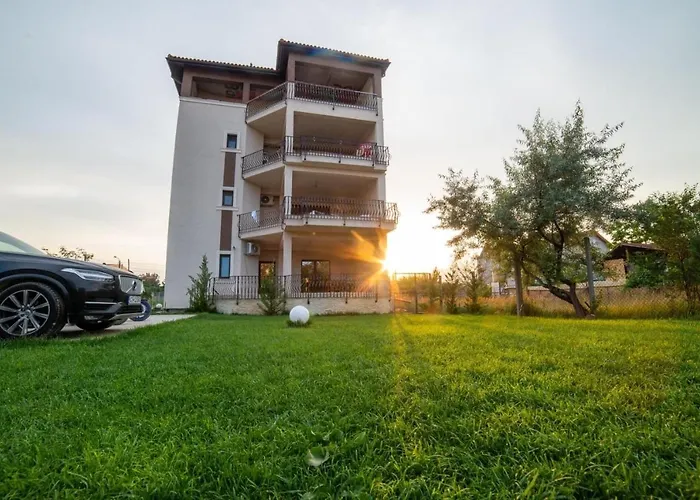 Πανσιόν Breeze Mamaia Nord Năvodari