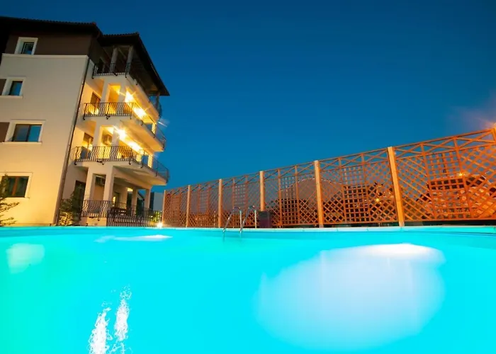 Breeze Mamaia Nord Πανσιόν 3*