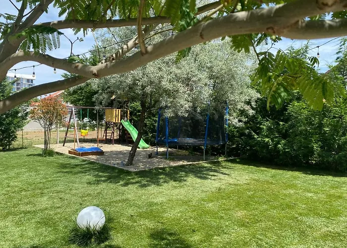 Πανσιόν Breeze Mamaia Nord