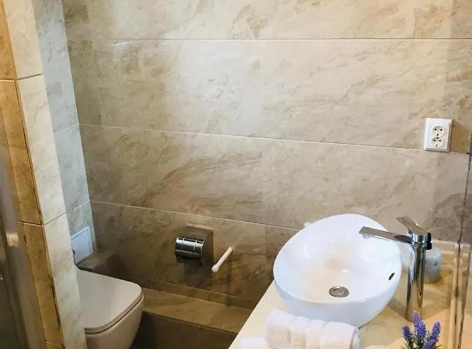 Breeze Mamaia Nord Πανσιόν 3*