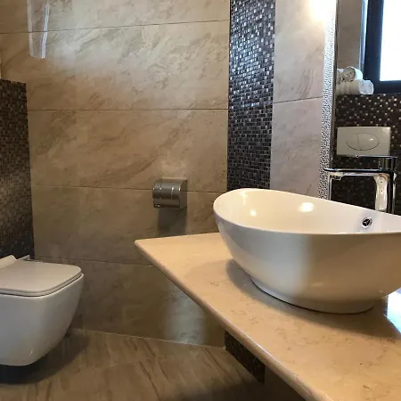 Pensión Breeze Mamaia Nord 3*