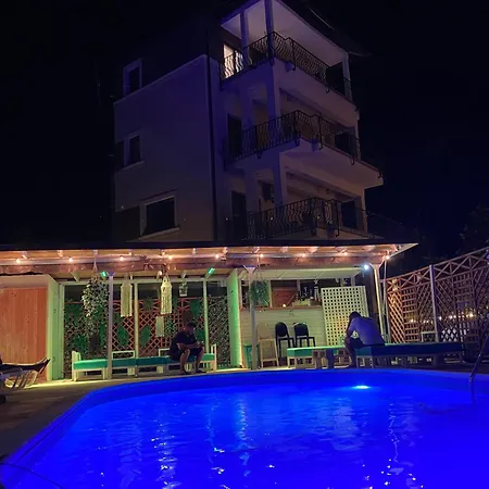 Konukevi Breeze Mamaia Nord Navodari